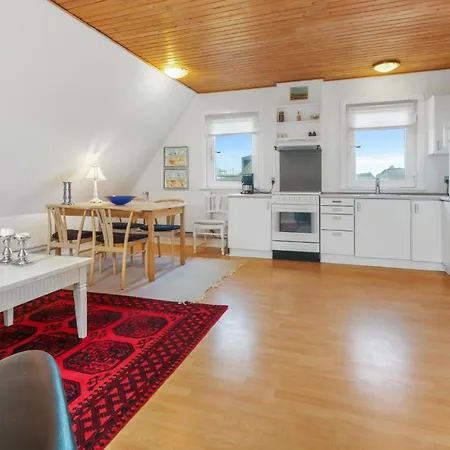 1 Bedroom Beautiful In *
