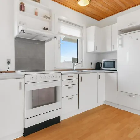 Casa vacanze 1 Bedroom Beautiful In *