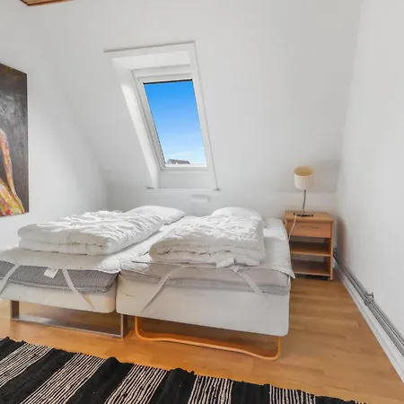 1 Bedroom Beautiful In